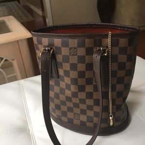 LV Bucket pm damier